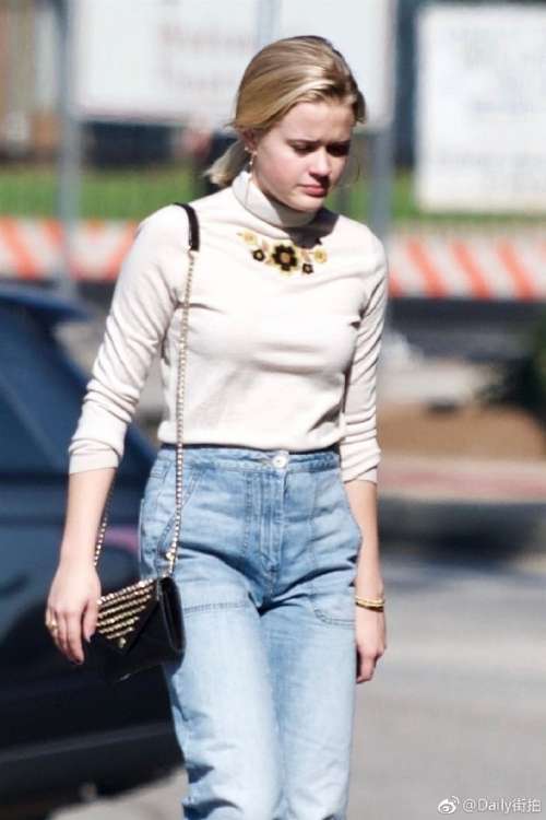 Masturbation: A Brief History Of Me-Time